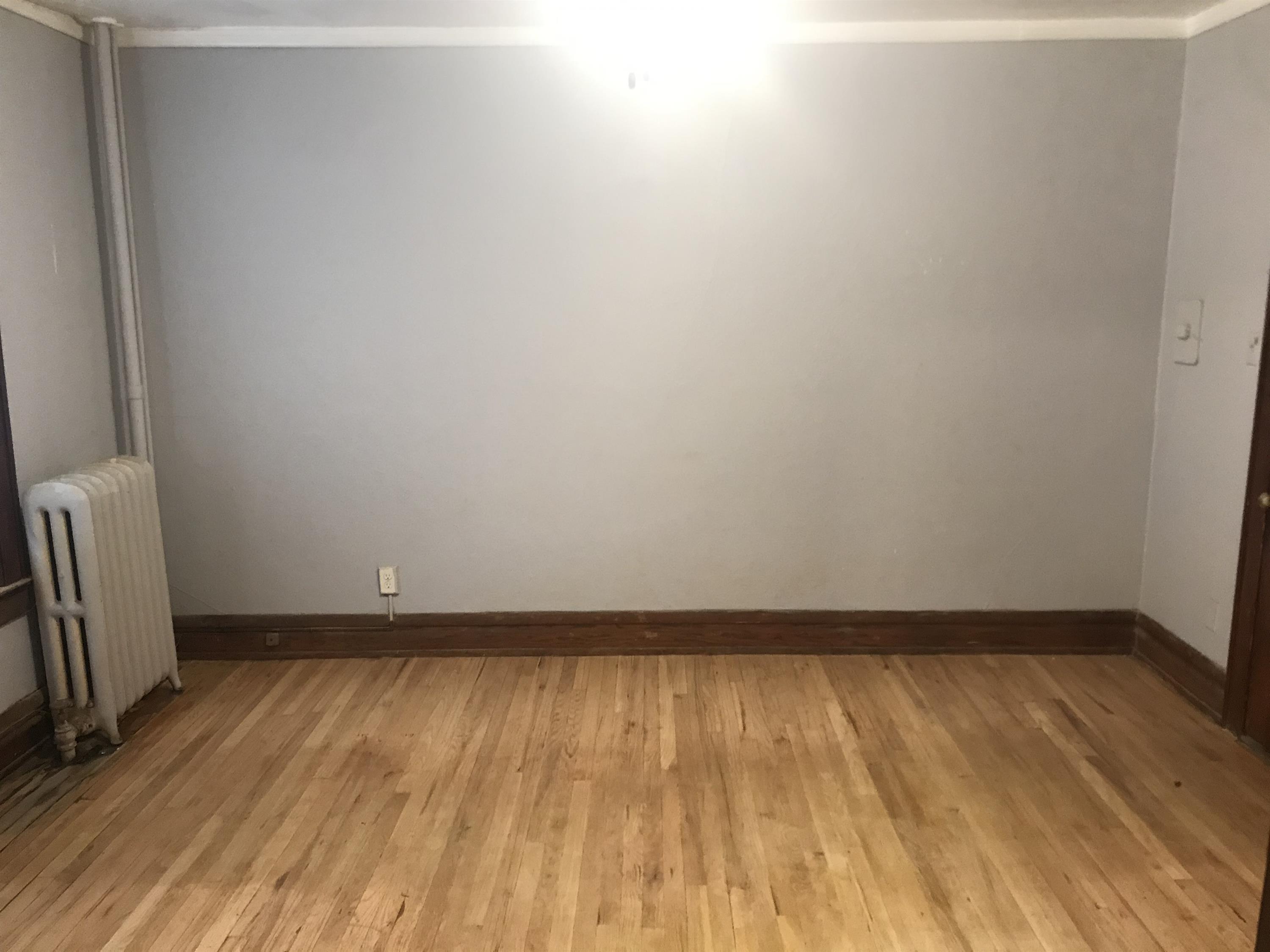 2900-2902 Cottage Grove - 103