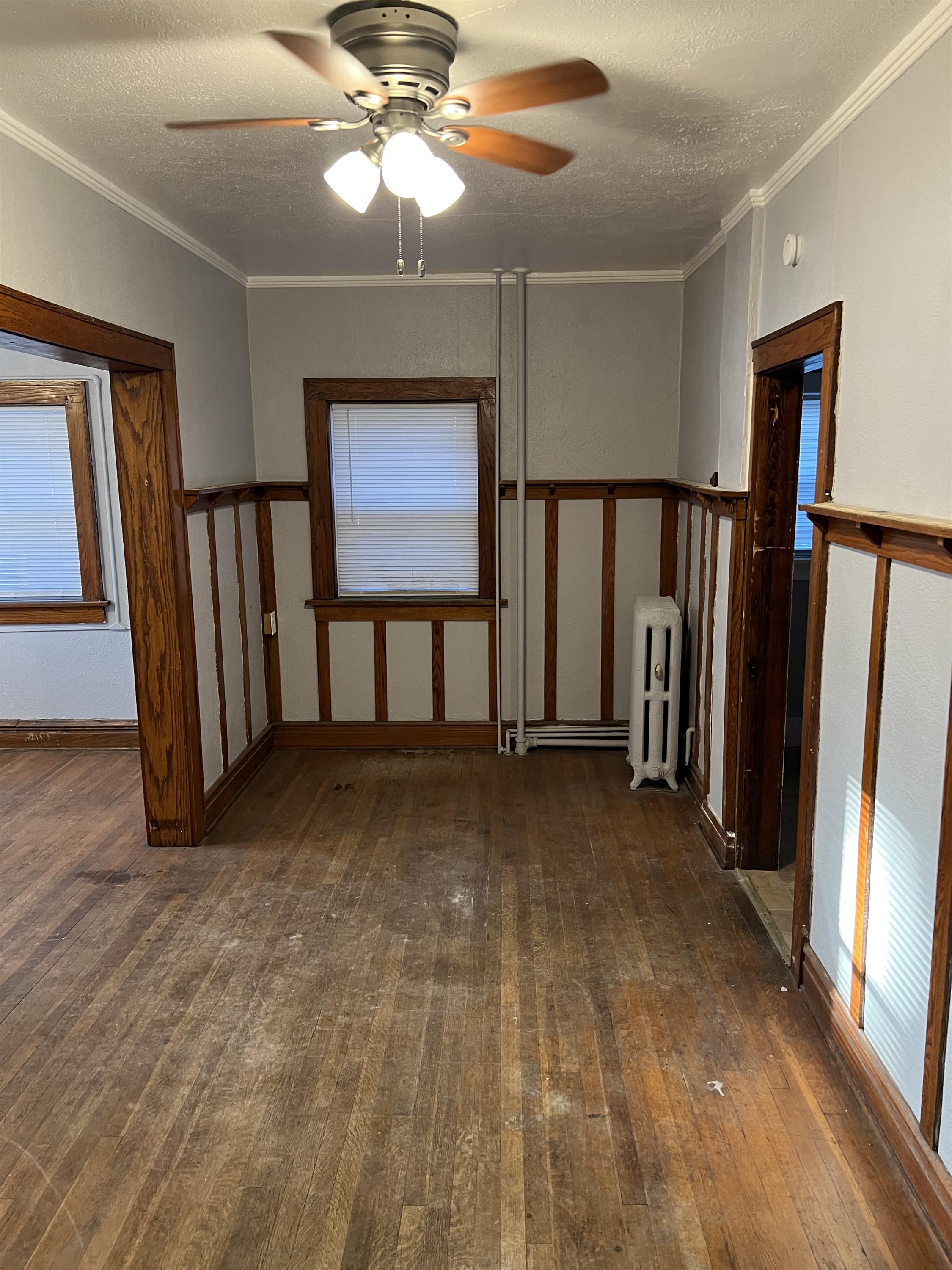 2900-2902 Cottage Grove - 203 (2902)